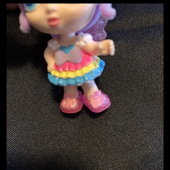 Hatchimals Pixies Rainbow Unicorn Party 2.5” Figure Only - Picture 3 of 3